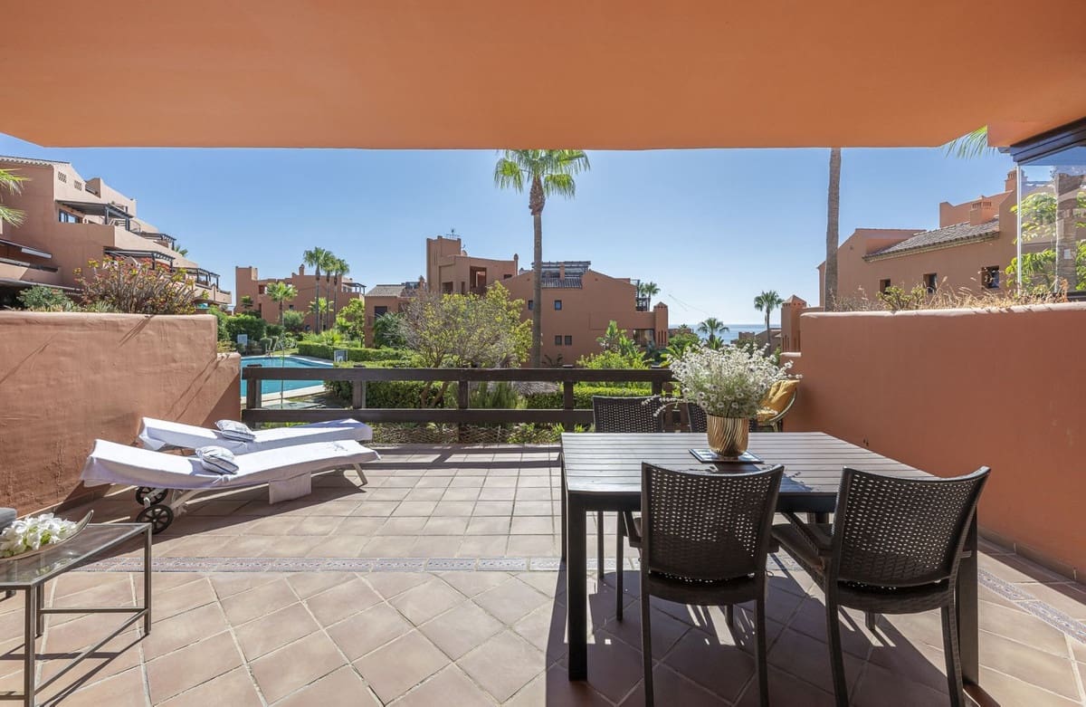 2 slaapkamer Appartement te koop in Buenas Noches met zwembad garage - € 359.000 (Ref: 10008045)