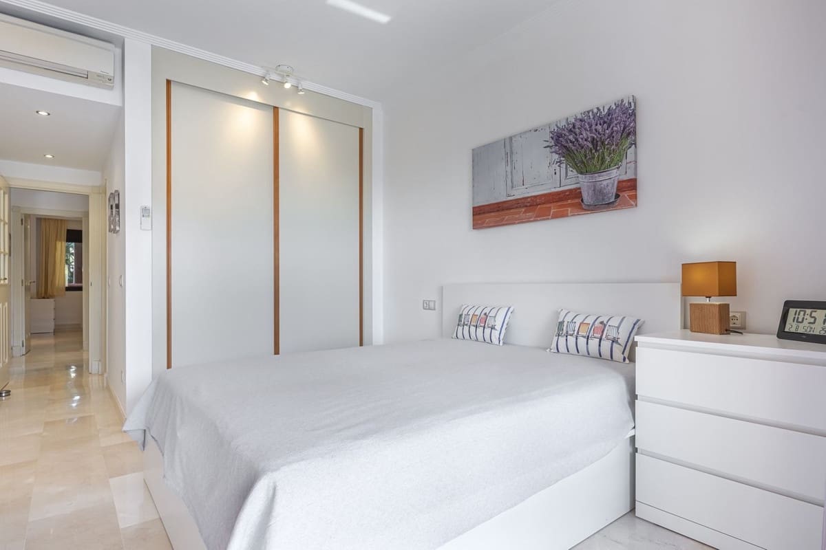 2 slaapkamer Appartement te koop in Buenas Noches met zwembad garage - € 359.000 (Ref: 10008045)