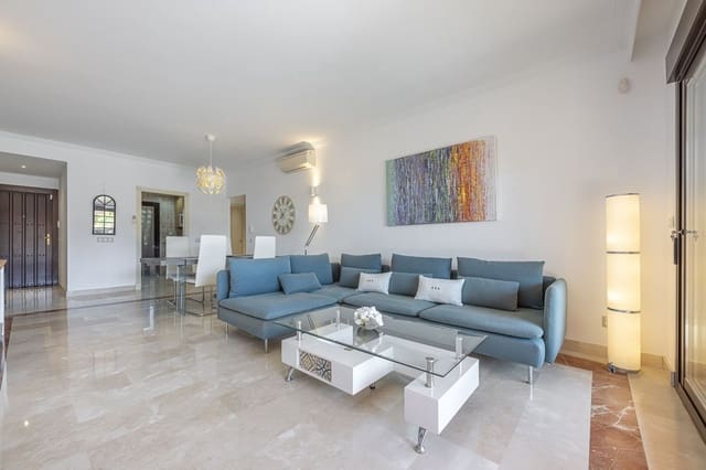 2 slaapkamer Appartement te koop in Buenas Noches, Estepona met zwembad garage - € 359.000 (Ref: 10008045)