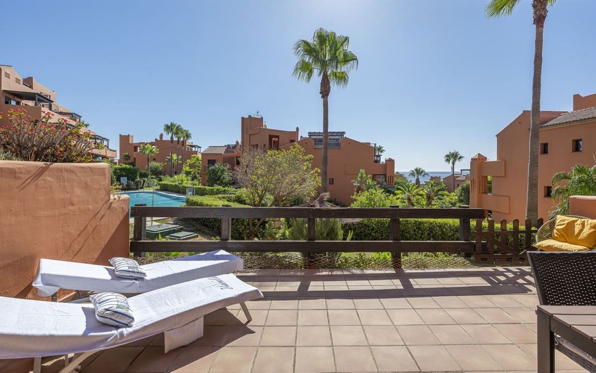 2 slaapkamer Appartement te koop in Buenas Noches met zwembad garage - € 359.000 (Ref: 10008045)