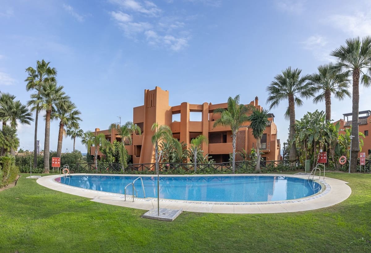 2 slaapkamer Appartement te koop in Buenas Noches met zwembad garage - € 359.000 (Ref: 10008045)