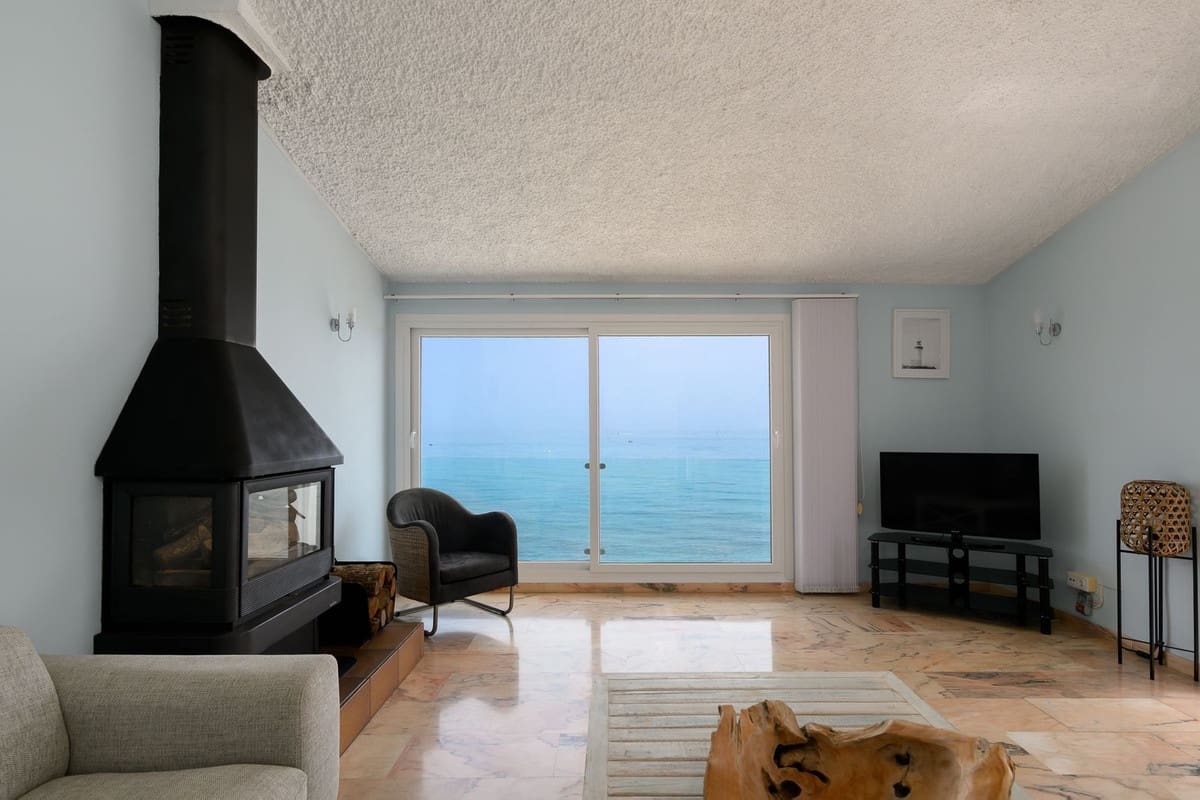 3 soverom Villa til salgs i Estepona med svømmebasseng garasje - € 1 395 000 (Ref: 10012327)
