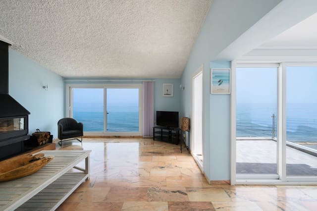 3 soverom Villa til salgs i Estepona med svømmebasseng garasje - € 1 395 000 (Ref: 10012327)