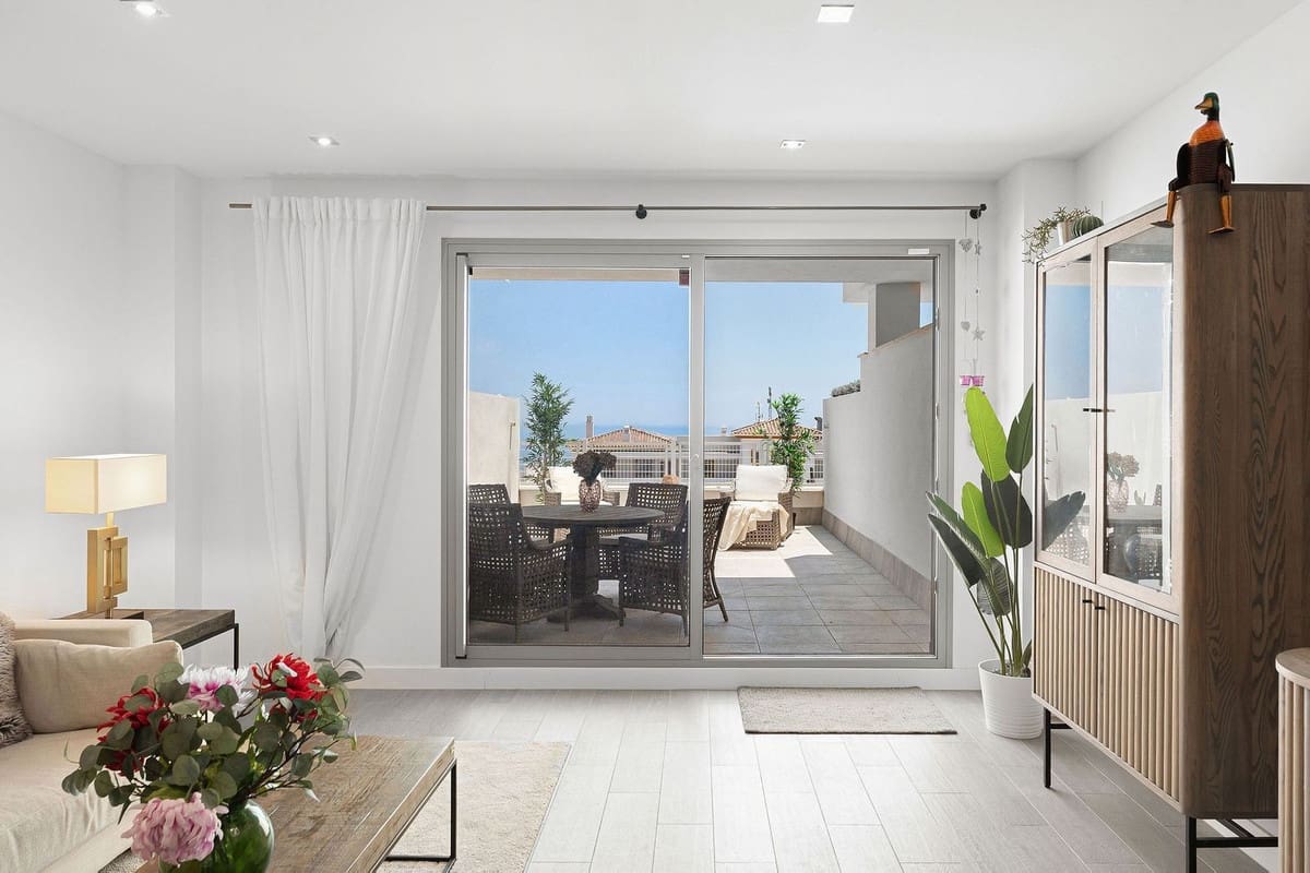 3 soverom Leilighet til salgs i Benalmadena med svømmebasseng garasje - € 399 000 (Ref: 10012328)