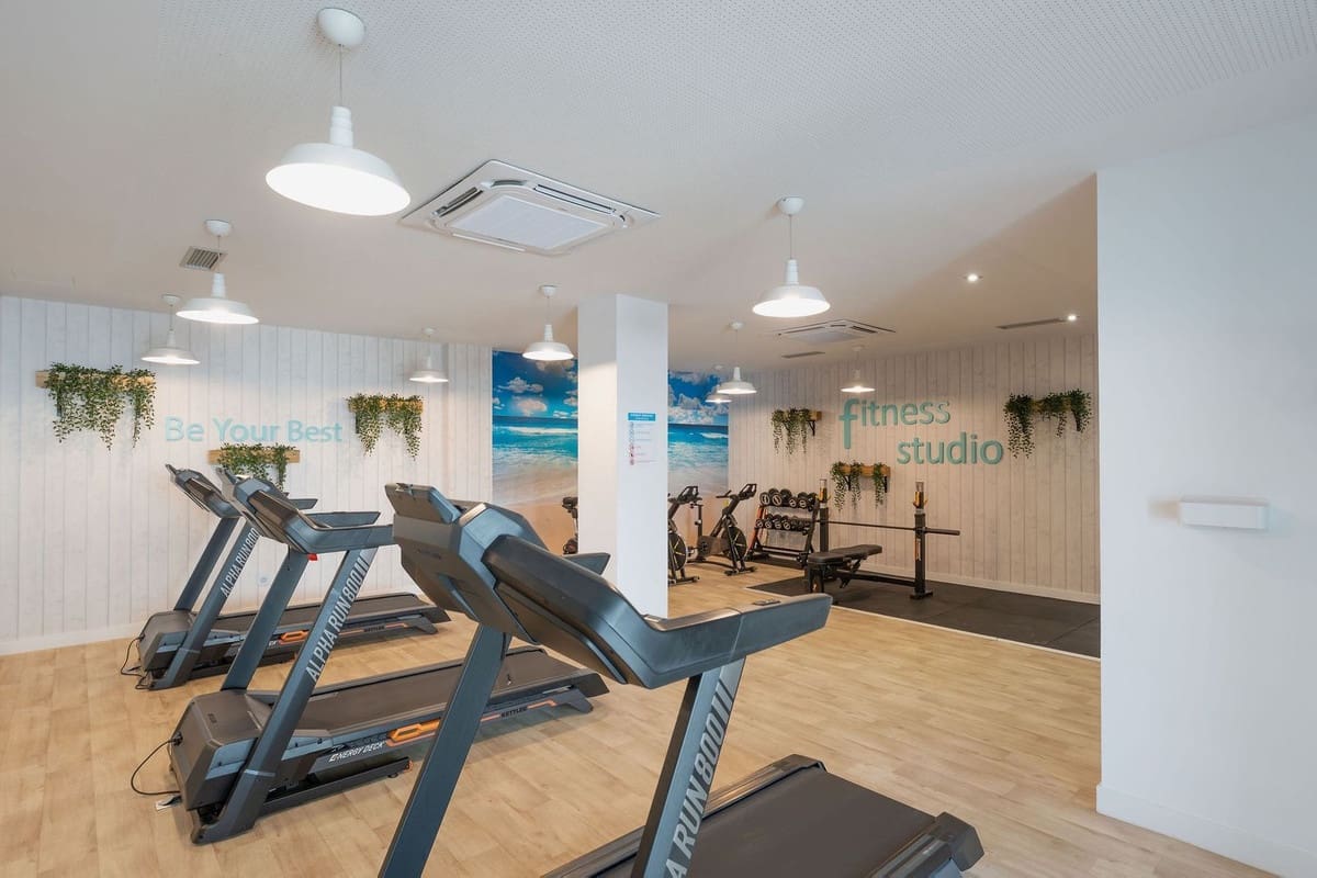 3 soverom Leilighet til salgs i Benalmadena med svømmebasseng garasje - € 399 000 (Ref: 10012328)