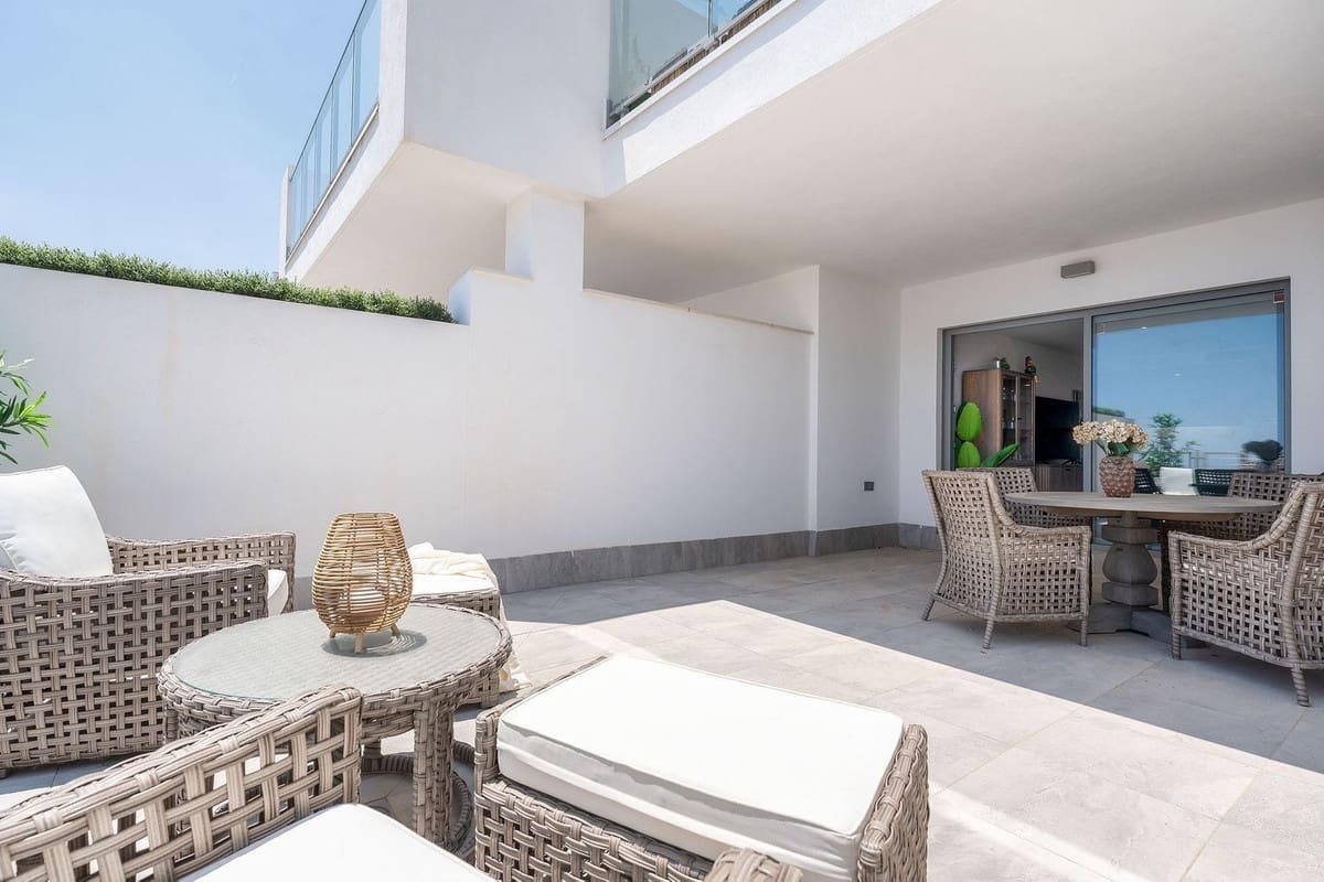 3 soverom Leilighet til salgs i Benalmadena med svømmebasseng garasje - € 399 000 (Ref: 10012328)