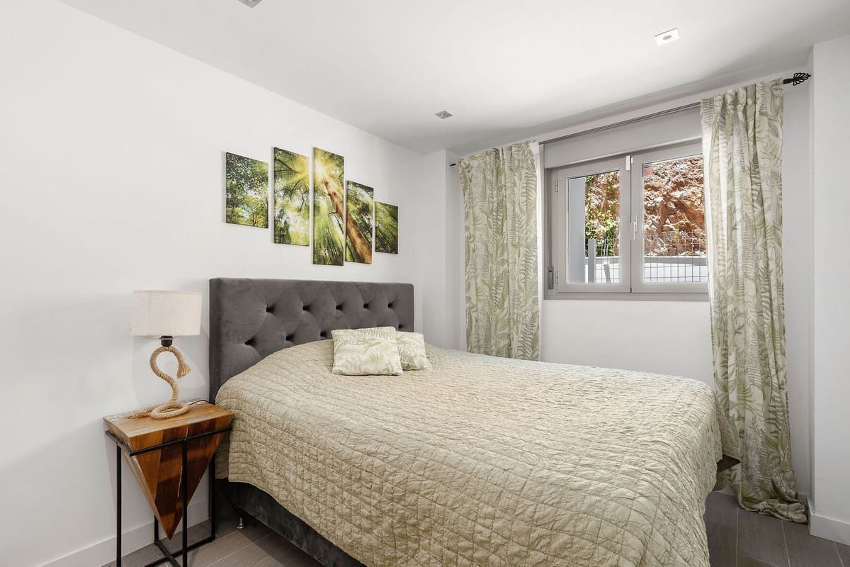3 soverom Leilighet til salgs i Benalmadena med svømmebasseng garasje - € 399 000 (Ref: 10012328)