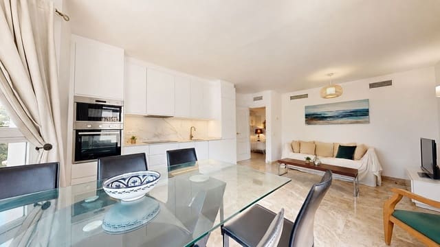 3 bedroom Apartment for sale in Nueva Andalucia, Marbella with pool garage - € 549,000 (Ref: 10021586)