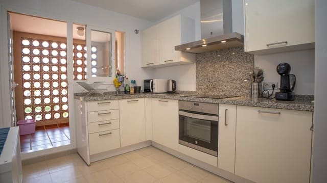 3 makuuhuone Huoneisto myytävänä paikassa La Duquesa / Puerto de la Duquesa, Manilva mukana uima-altaan 
autotalli - 355 000 € (Ref: 10023190)