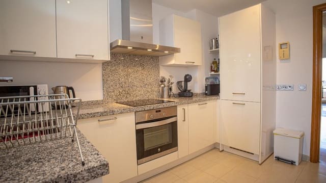 3 makuuhuone Huoneisto myytävänä paikassa La Duquesa / Puerto de la Duquesa, Manilva mukana uima-altaan 
autotalli - 355 000 € (Ref: 10023190)