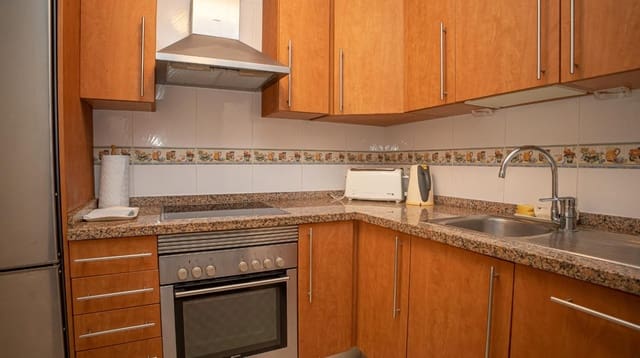 2 bedroom Apartment for sale in La Duquesa / Puerto de la Duquesa, Manilva with pool garage - € 289,000 (Ref: 10023191)