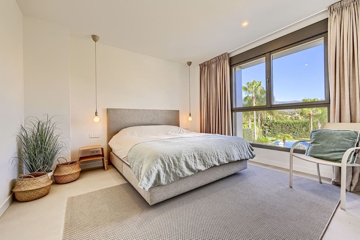 3 Zimmer Apartment zu verkaufen in New Golden Mile mit Pool Garage - 995.000 € (Ref: 10024660)
