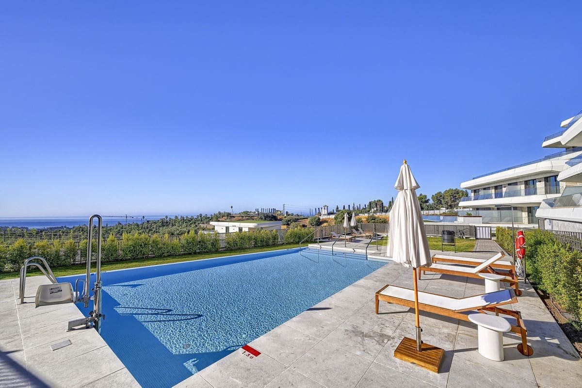 3 Zimmer Apartment zu verkaufen in New Golden Mile mit Pool Garage - 995.000 € (Ref: 10024660)