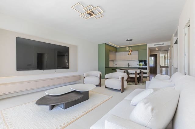 3 bedroom Apartment for sale in Nueva Andalucia, Marbella with pool garage - € 1,080,000 (Ref: 10029712)