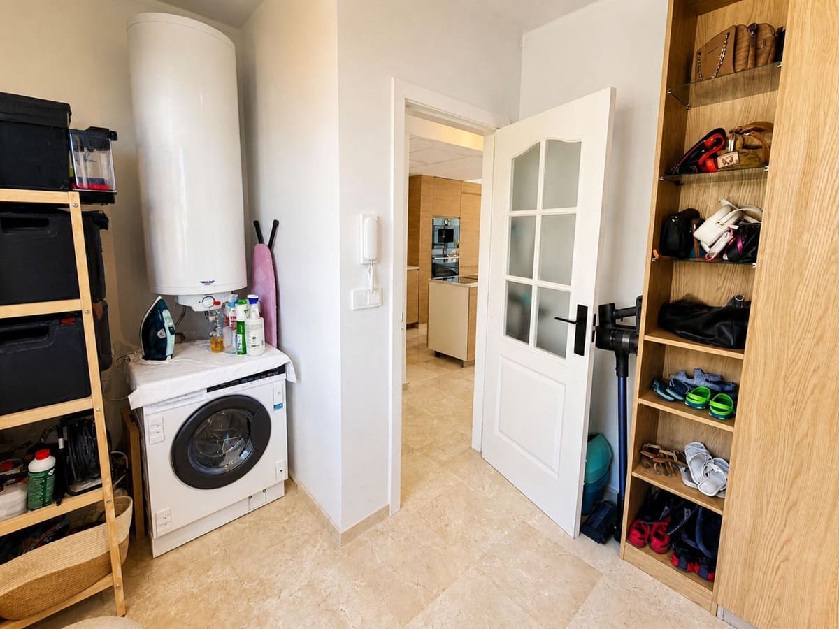 3 camera da letto Villetta Bifamiliare in vendita in La Duquesa / Puerto de la Duquesa con piscina garage - 399.000 € (Rif: 10031050)