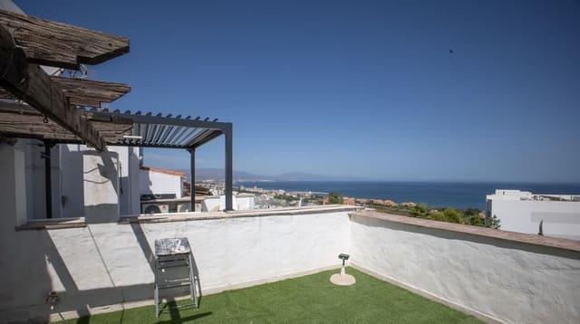 3 quarto Casa em Banda para venda em La Duquesa / Puerto de la Duquesa, Manilva - 219 000 € (Ref: 10033209)