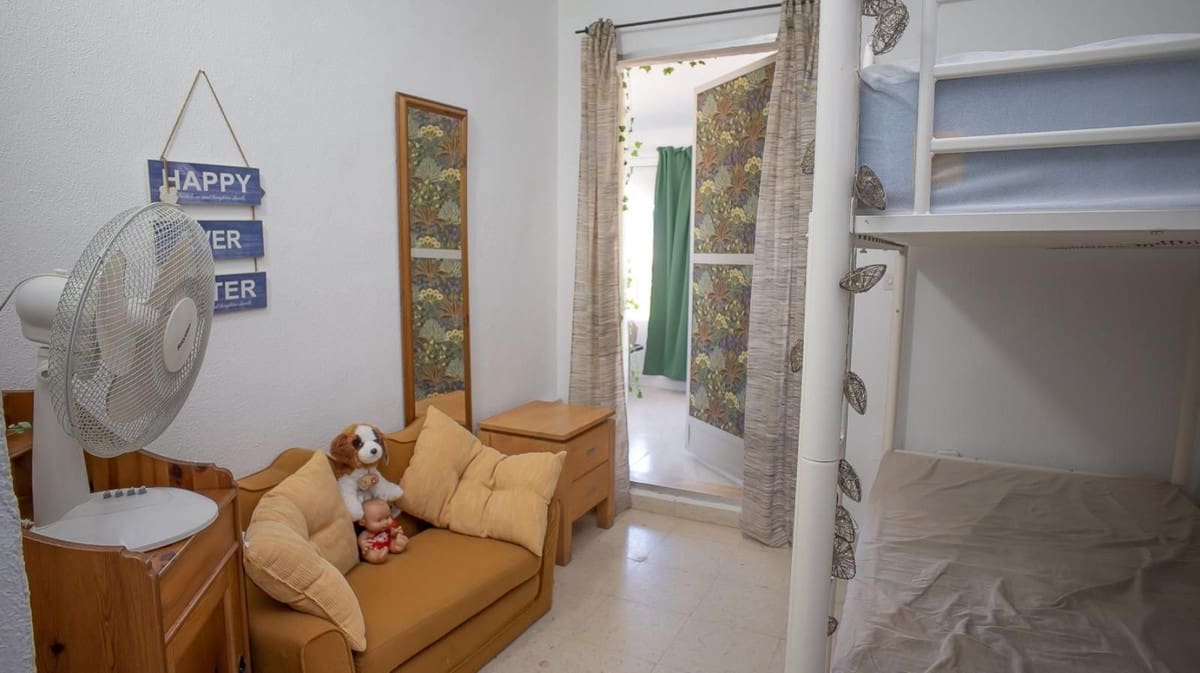 3 quarto Casa em Banda para venda em La Duquesa / Puerto de la Duquesa - 219 000 € (Ref: 10033209)