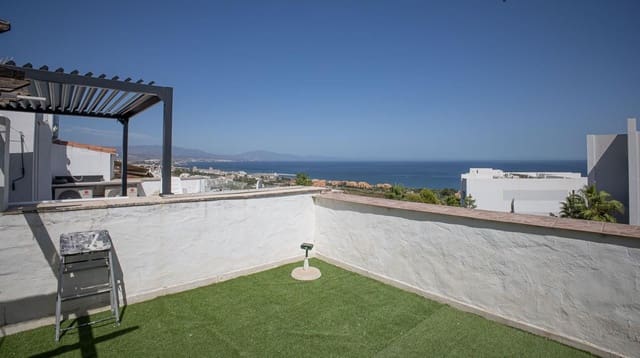 3 quarto Casa em Banda para venda em La Duquesa / Puerto de la Duquesa, Manilva - 219 000 € (Ref: 10033209)