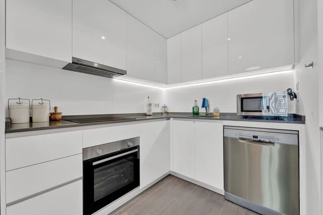 2 makuuhuone Huoneisto myytävänä paikassa Benalmádena pueblo, Benalmádena mukana uima-altaan 
autotalli - 420 000 € (Ref: 10033211)