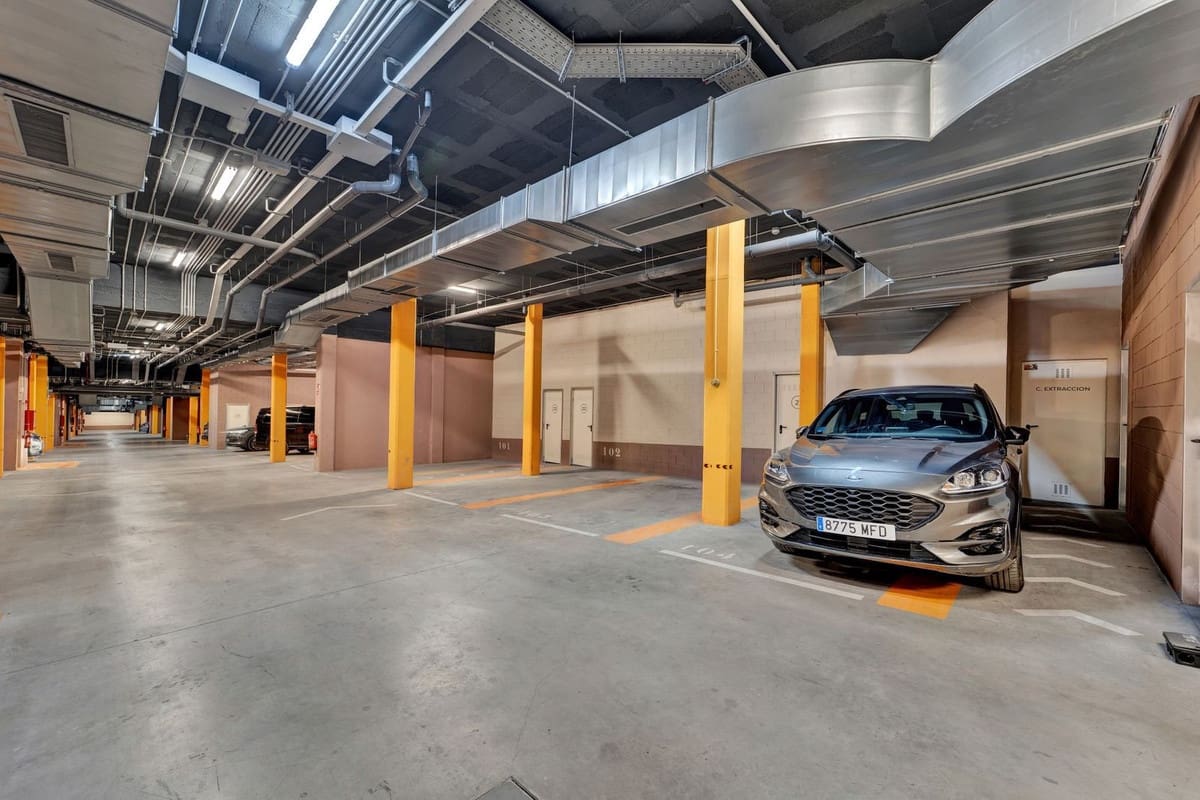 2 makuuhuone Huoneisto myytävänä paikassa Benalmadena mukana uima-altaan 
autotalli - 420 000 € (Ref: 10033211)