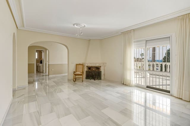 3 makuuhuone Huvila myytävänä paikassa Riviera del Sol, Mijas mukana uima-altaan 
autotalli - 950 000 € (Ref: 10037690)