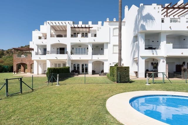 3 chambre Appartement à vendre à Los Arqueros, Benahavís avec piscine garage - 799 000 € (Ref: 10037691)
