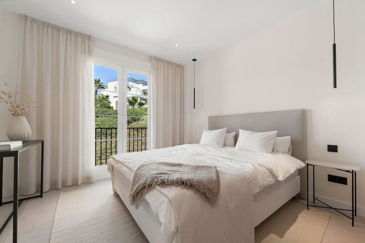 3 chambre Appartement à vendre à Los Arqueros avec piscine garage - 799 000 € (Ref: 10037691)