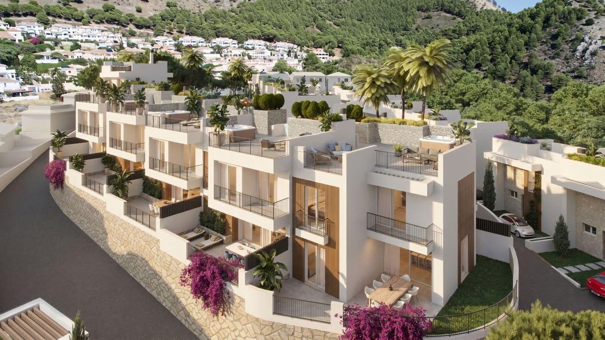 3 sypialnia Dom na sprzedaż w Mijas z basenem garażem - 950 000 € (Ref: 10037692)