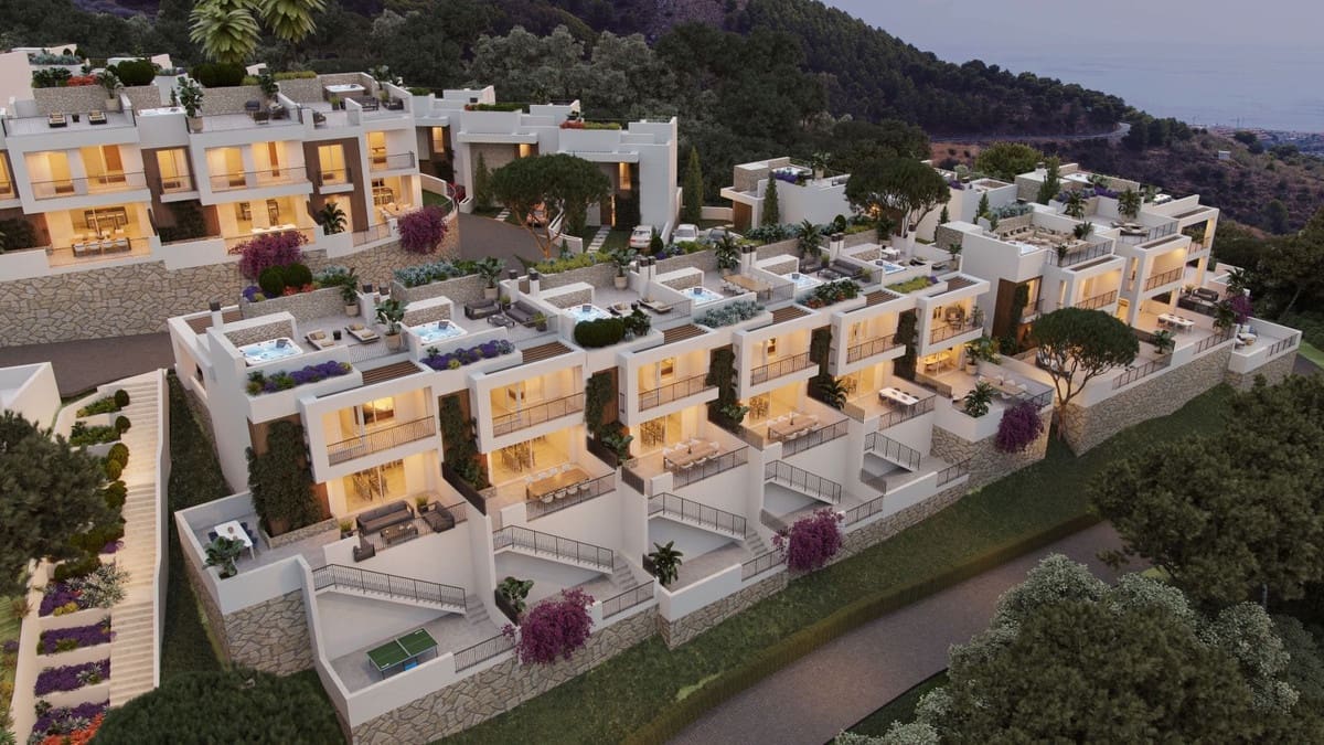 3 sypialnia Dom na sprzedaż w Mijas z basenem garażem - 950 000 € (Ref: 10037692)