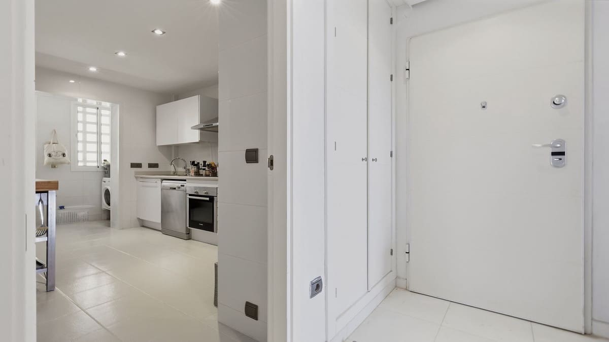 2 bedroom Apartment for sale in Bahia de Casares with pool garage - € 430,000 (Ref: 10054465)