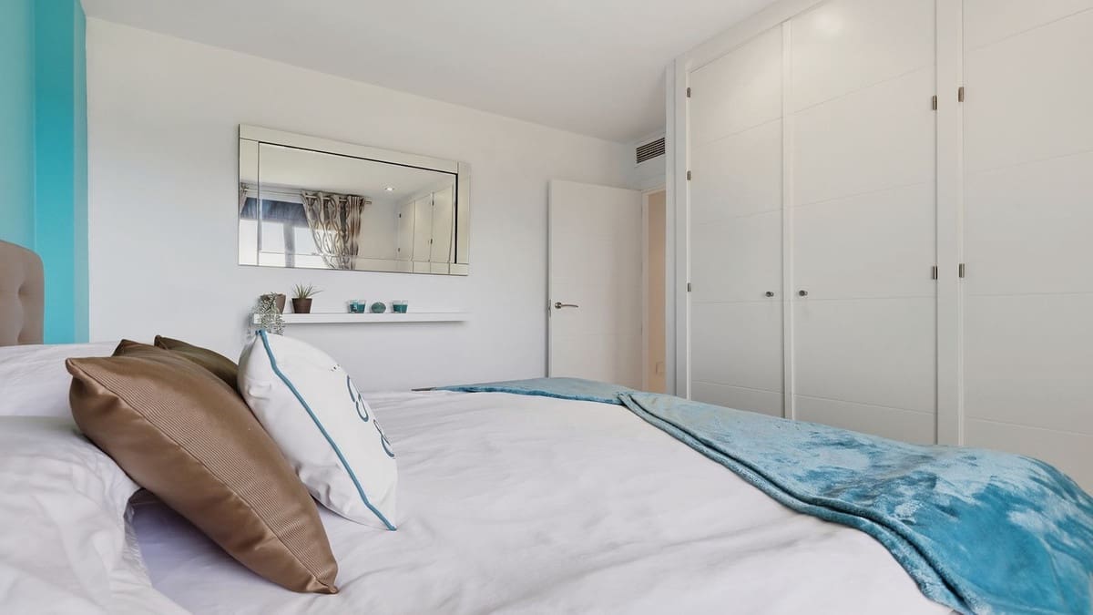 2 bedroom Apartment for sale in Bahia de Casares with pool garage - € 430,000 (Ref: 10054465)