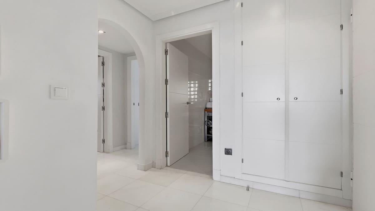 2 bedroom Apartment for sale in Bahia de Casares with pool garage - € 430,000 (Ref: 10054465)