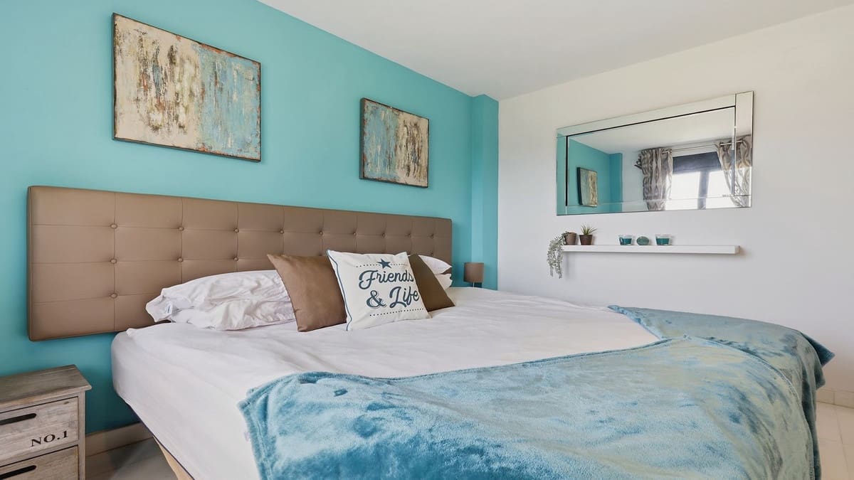 2 bedroom Apartment for sale in Bahia de Casares with pool garage - € 430,000 (Ref: 10054465)