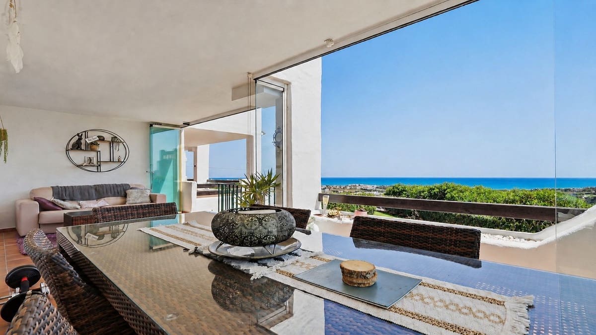 2 bedroom Apartment for sale in Bahia de Casares with pool garage - € 430,000 (Ref: 10054465)