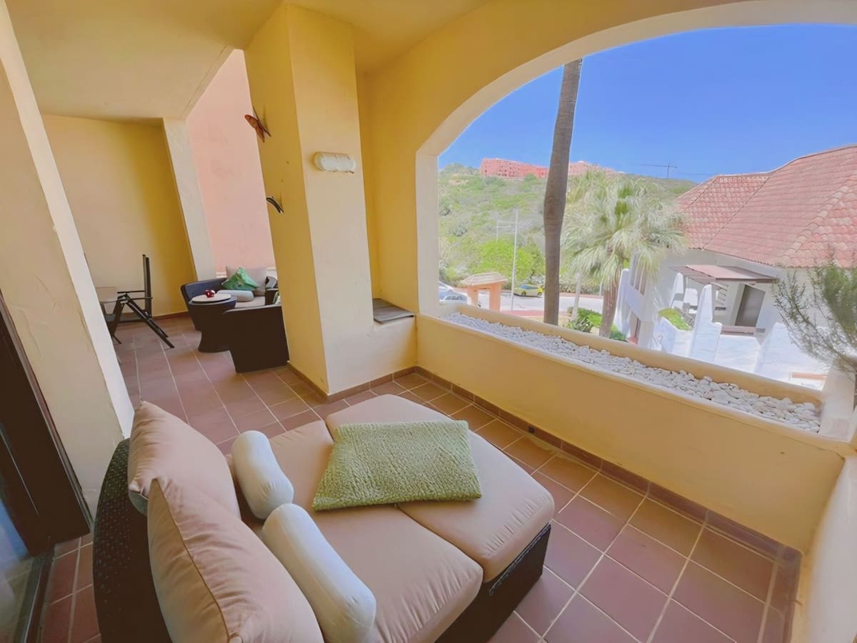 2 chambre Appartement à vendre à La Duquesa / Puerto de la Duquesa avec piscine garage - 275 000 € (Ref: 10054466)