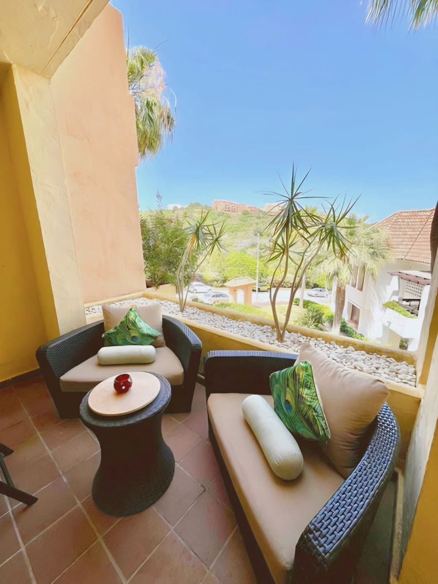 2 chambre Appartement à vendre à La Duquesa / Puerto de la Duquesa avec piscine garage - 275 000 € (Ref: 10054466)