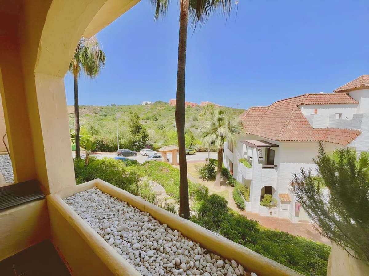2 chambre Appartement à vendre à La Duquesa / Puerto de la Duquesa avec piscine garage - 275 000 € (Ref: 10054466)
