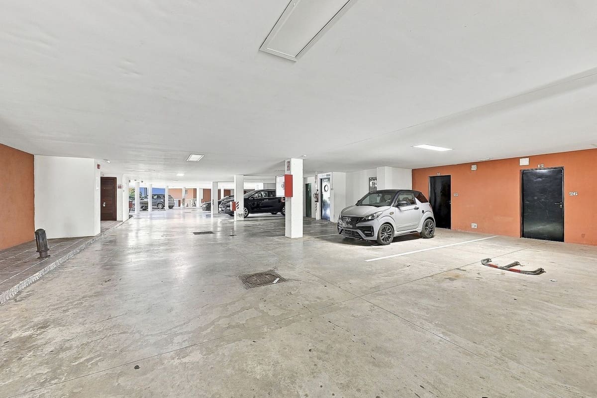 3 slaapkamer Penthouse te koop in Benalmadena met zwembad garage - € 775.000 (Ref: 10060948)