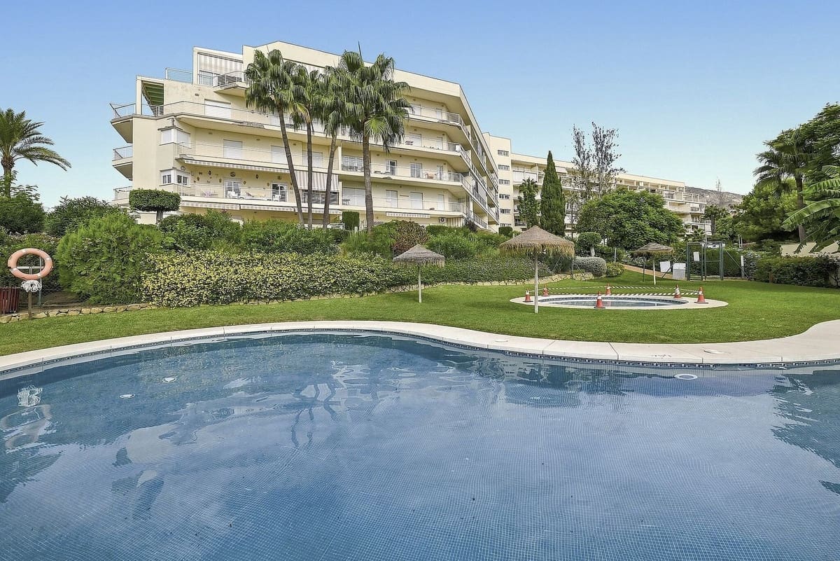 3 slaapkamer Penthouse te koop in Benalmadena met zwembad garage - € 775.000 (Ref: 10060948)