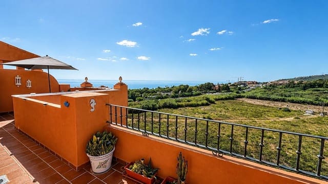 1 soverom Penthouse til salgs i La Duquesa / Puerto de la Duquesa, Manilva med svømmebasseng garasje - € 240 000 (Ref: 10060950)