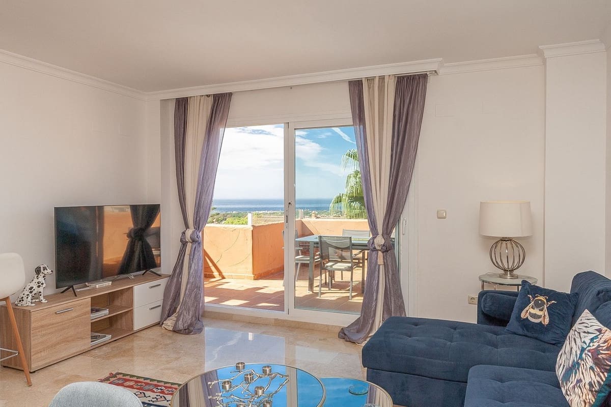 2 Zimmer Apartment zu verkaufen in Elviria mit Pool Garage - 495.000 € (Ref: 10073097)
