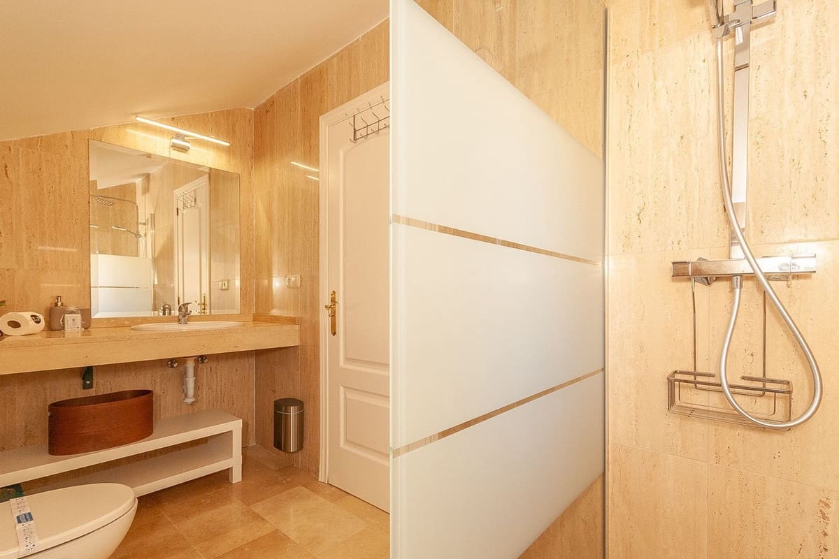 2 Zimmer Apartment zu verkaufen in Elviria mit Pool Garage - 495.000 € (Ref: 10073097)