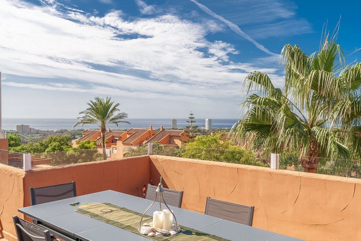 2 Zimmer Apartment zu verkaufen in Elviria mit Pool Garage - 495.000 € (Ref: 10073097)