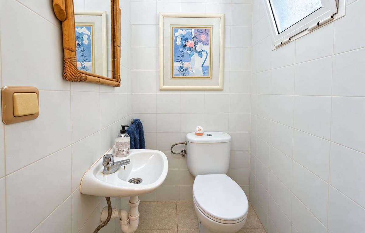 4 soveværelse Byhus til salg i Bahia de Casares med swimmingpool - € 575.000 (Ref: 10073098)