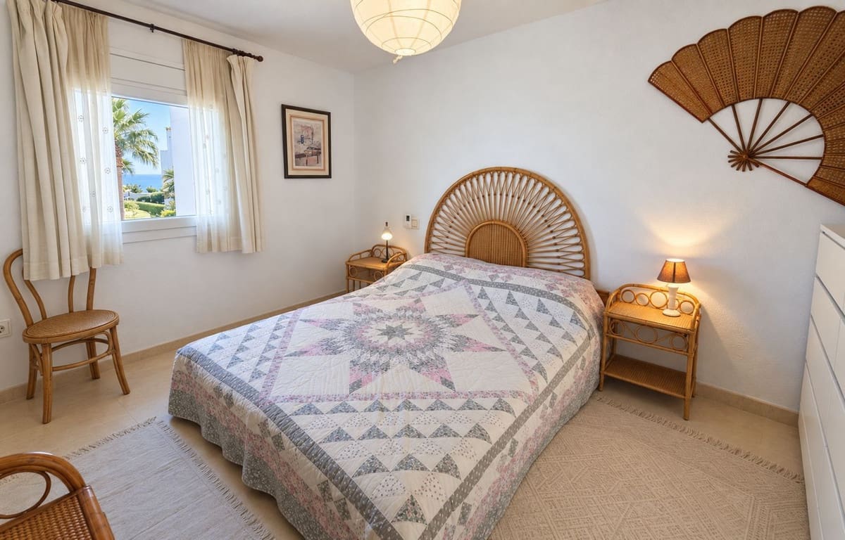 4 soveværelse Byhus til salg i Bahia de Casares med swimmingpool - € 575.000 (Ref: 10073098)