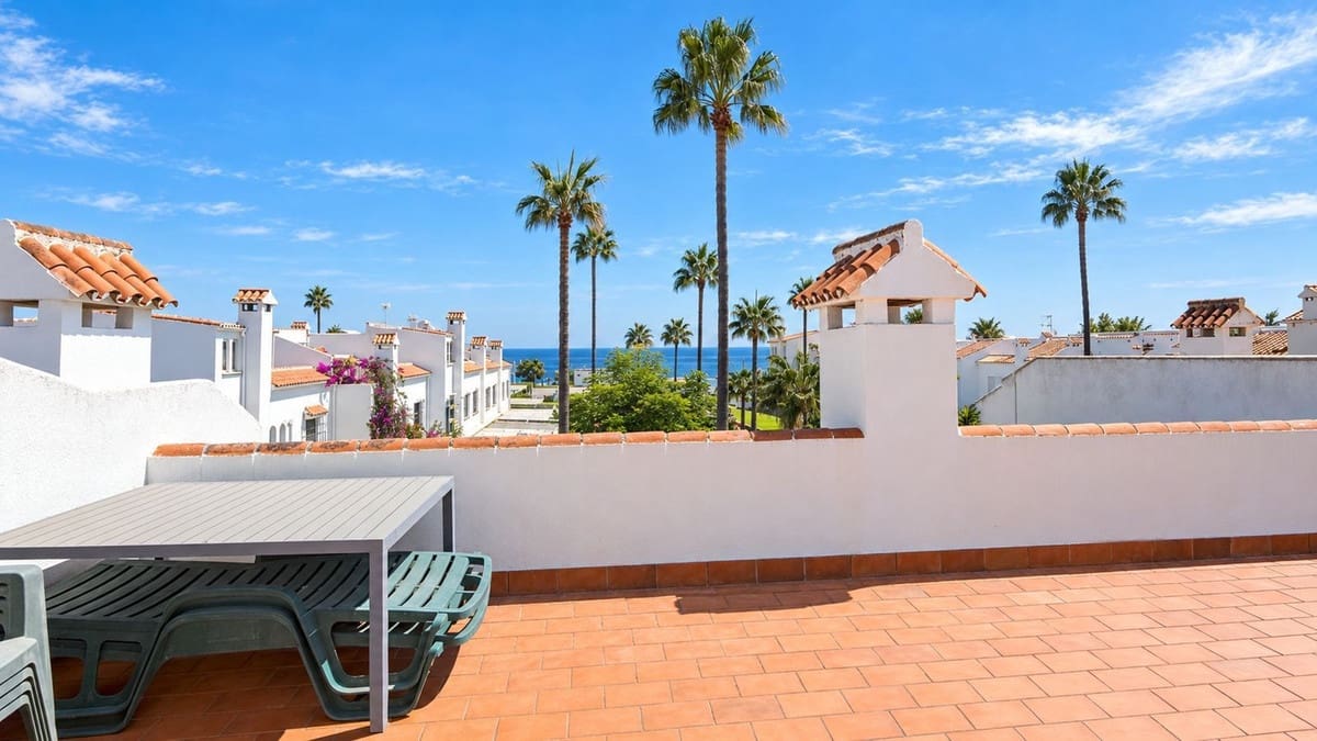 4 soveværelse Byhus til salg i Bahia de Casares med swimmingpool - € 575.000 (Ref: 10073098)