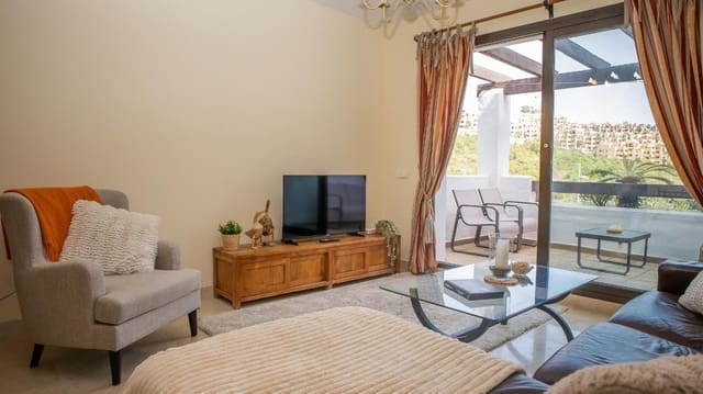 2 bedroom Apartment for sale in La Duquesa / Puerto de la Duquesa, Manilva with pool garage - € 265,000 (Ref: 10073099)