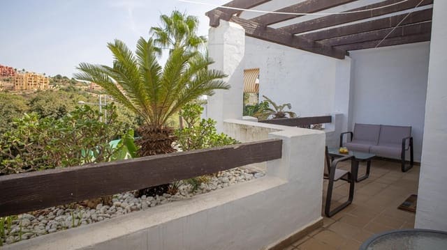 2 bedroom Apartment for sale in La Duquesa / Puerto de la Duquesa, Manilva with pool garage - € 265,000 (Ref: 10073099)