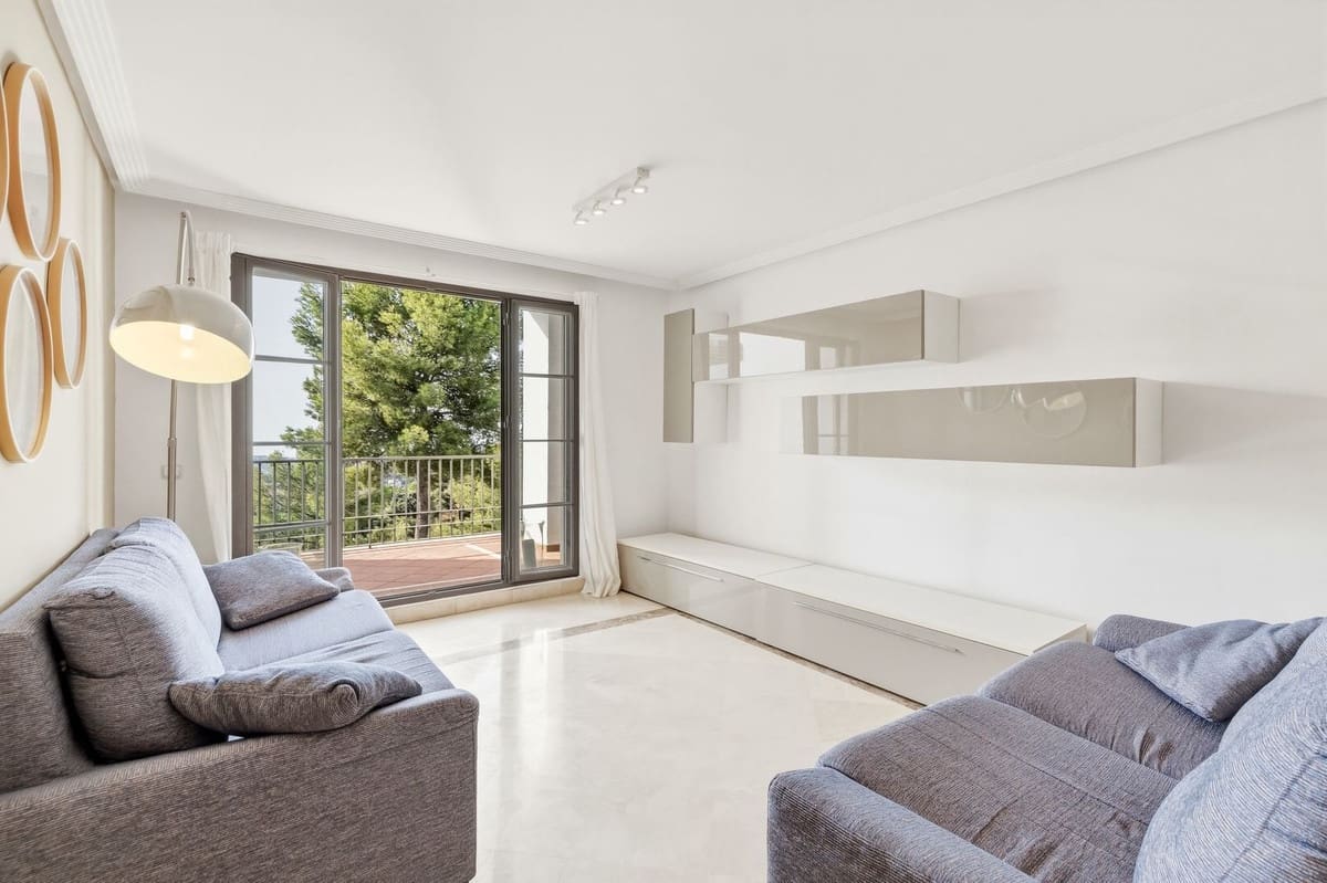 2 Zimmer Apartment zu verkaufen in Los Arqueros mit Pool Garage - 450.000 € (Ref: 10073306)