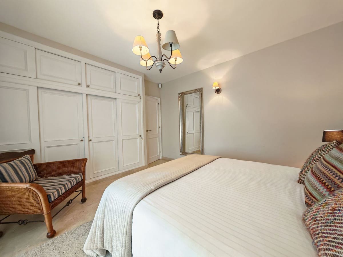 Chalet de 3 habitaciones en Mijas Costa en venta con piscina garaje - 1.600.000 € (Ref: 10085256)